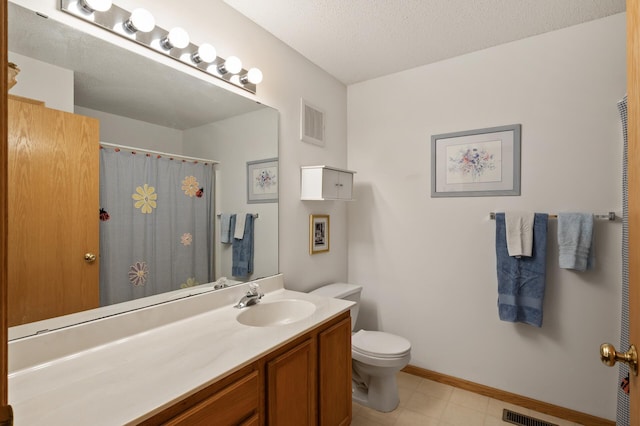 19136 Concord Ct NW, Elk River, MN 55330 - bathroom with toilet, vanity, baseboards, and curtained shower