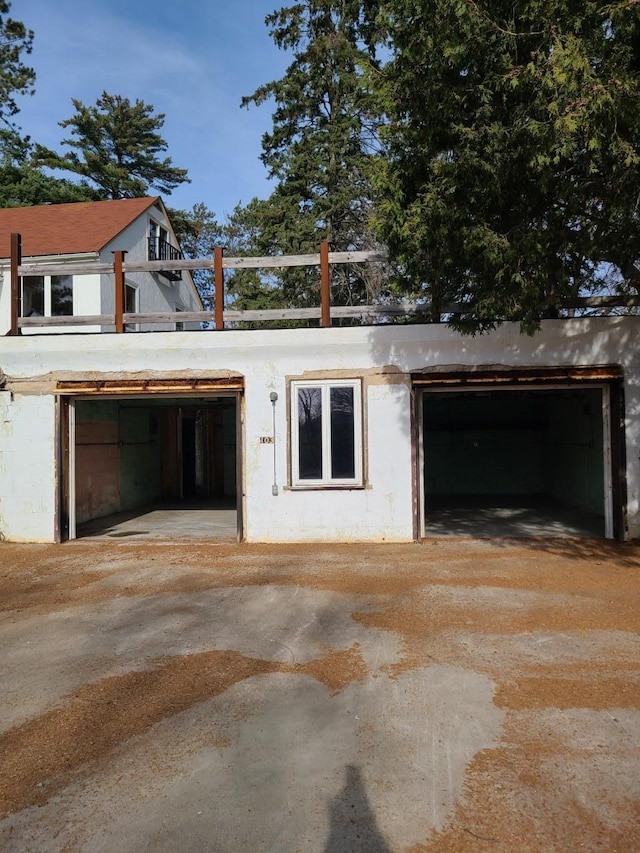 103 4th St, Grand Rapids, MN 55744 - view of garage