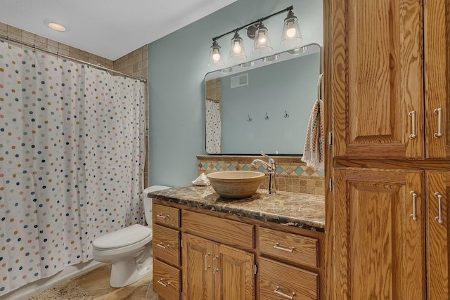 1502 9th St N, Sartell, MN 56377 - full bathroom with decorative backsplash, vanity, toilet, curtained shower, and tile patterned floors