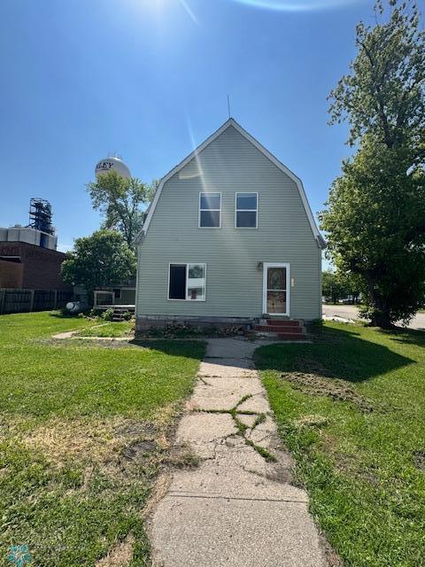 201 Central Ave, Finley, ND 58230 - photo 1
