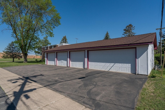 529 Spring St Unit 4, Kenyon, MN 55946 - view of garage