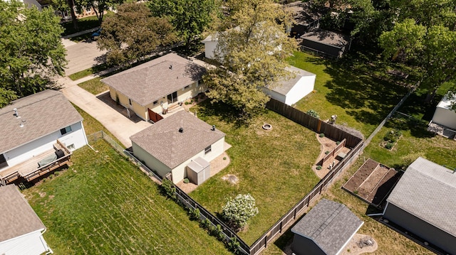 aerial view of property and surrounding area