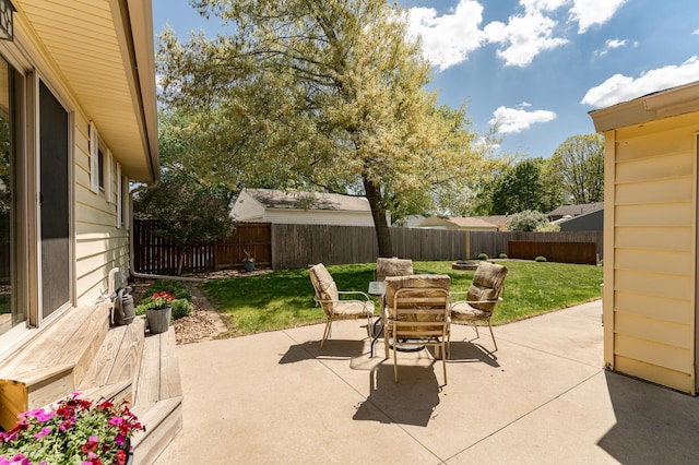 view of patio featuring outdoor dining area