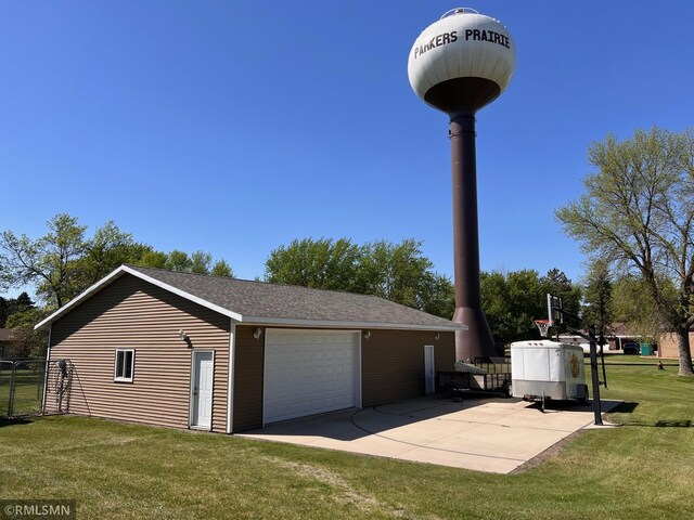 404 Clayborn Ave, Parkers Prairie, MN 56361 - view of detached garage