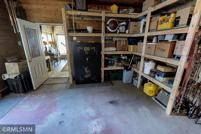 404 Clayborn Ave, Parkers Prairie, MN 56361 - view of storage room