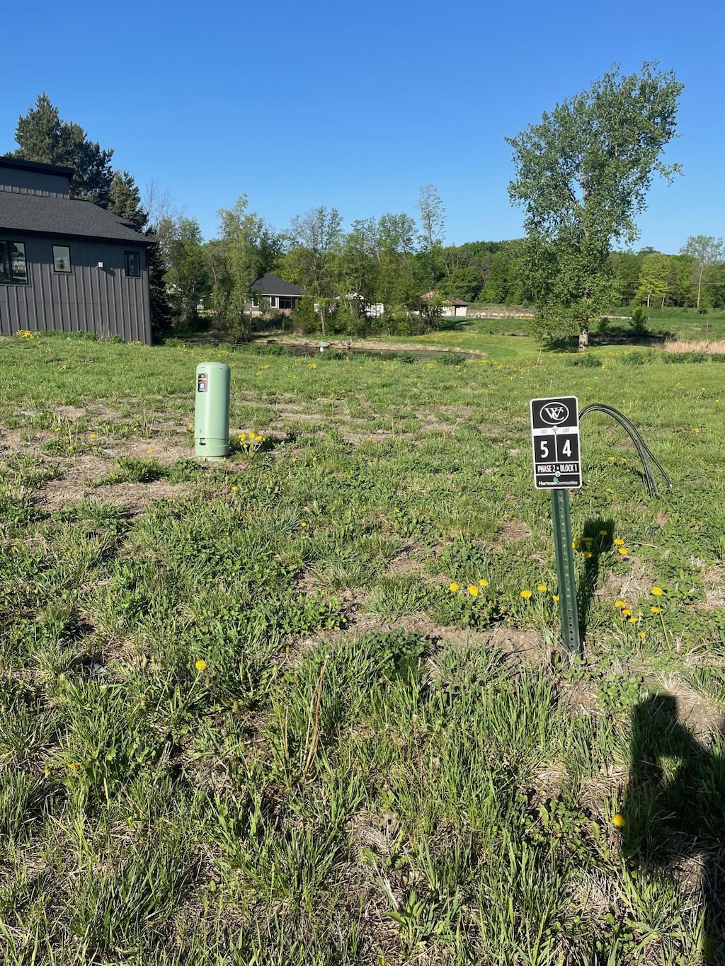 1954 Campfire Dr E, Waconia, MN 55387