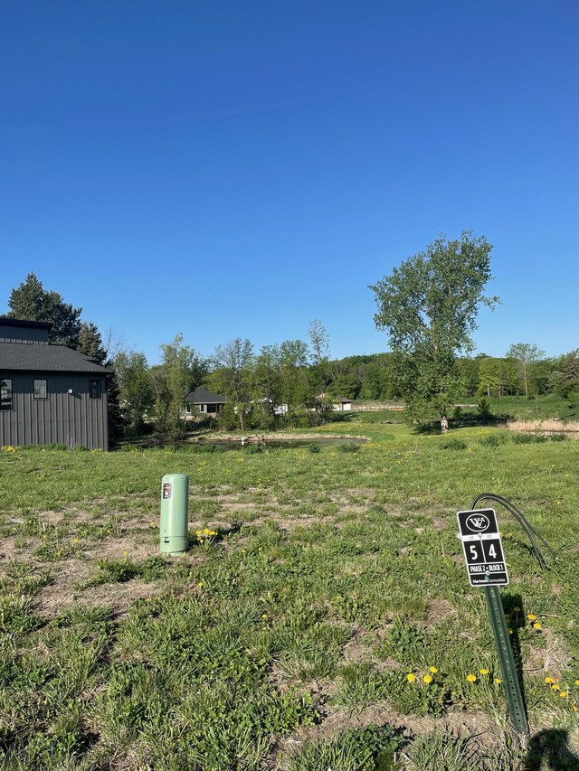 1954 Campfire Dr E, Waconia, MN 55387