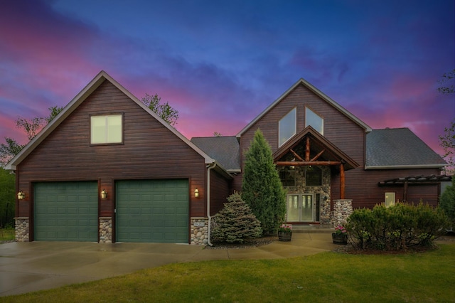 5784 Mcgowan Rd, Brainerd, MN 56401 - rustic home with stone siding, driveway, and a front yard