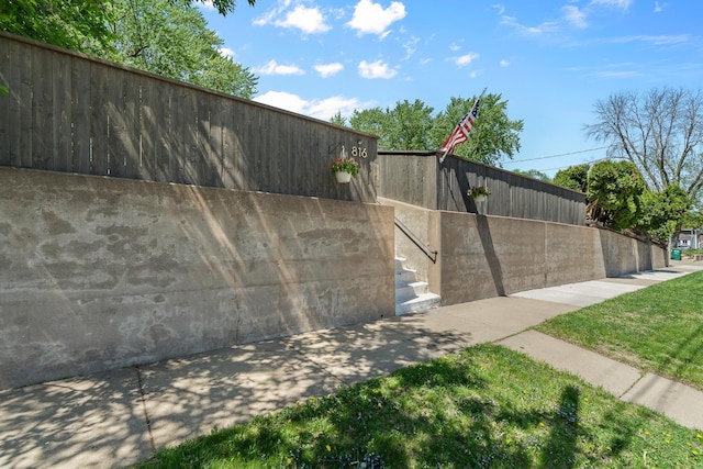 816 5th St S, Stillwater, MN 55082 - gate with fence