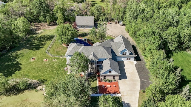 aerial view of property and surrounding area