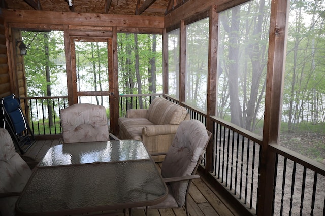 view of sunroom / solarium