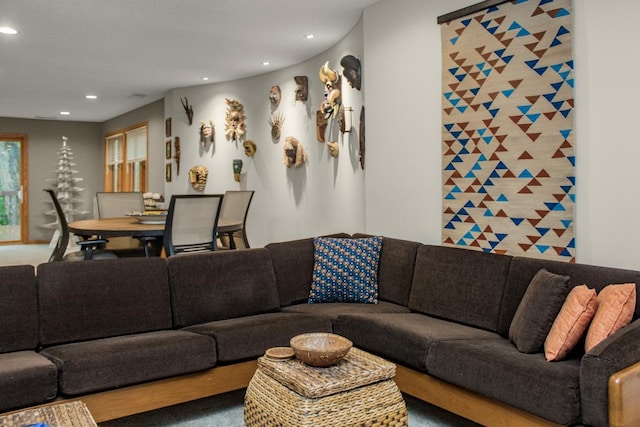 2 Edgcumbe Pl, Saint Paul, MN 55116 - carpeted living room with recessed lighting