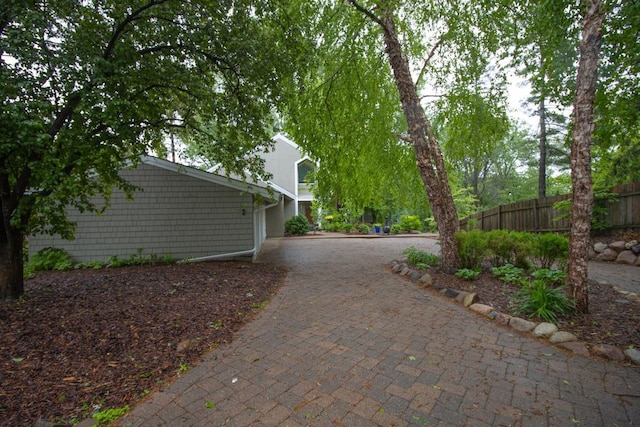 2 Edgcumbe Pl, Saint Paul, MN 55116 - view of home's exterior