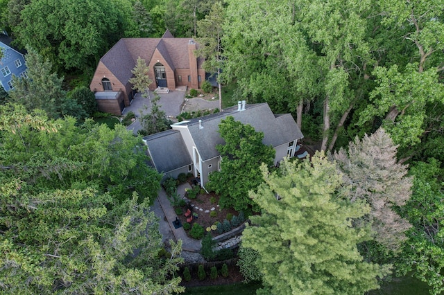 2 Edgcumbe Pl, Saint Paul, MN 55116 - aerial view of property and surrounding area with a forest