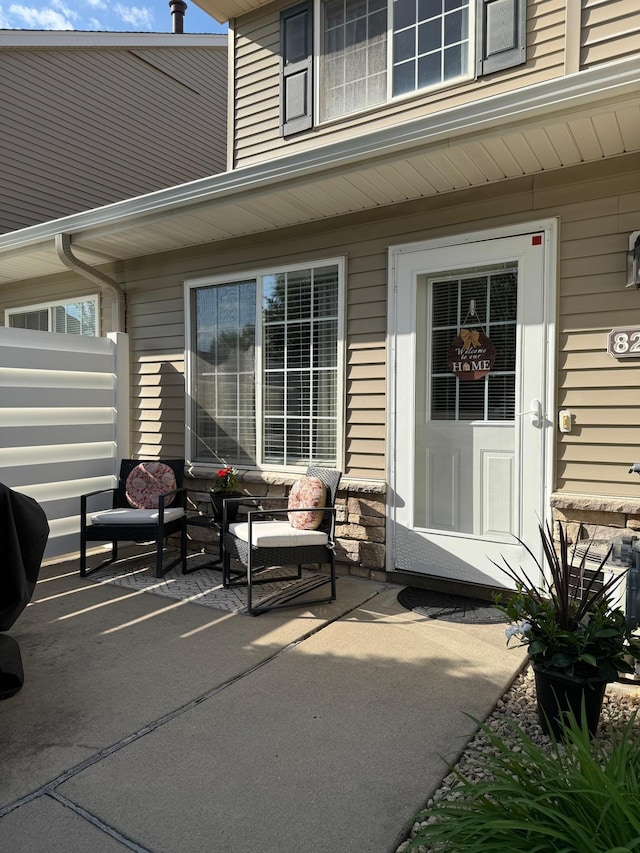 8289 Delaney Dr Unit 24, Inver Grove Heights, MN 55076 - view of patio featuring fence