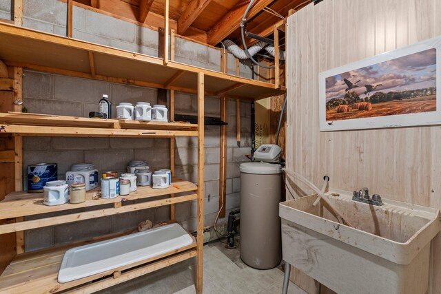 331 Sunset Ln N, Cambridge, MN 55008 - storage with a sink