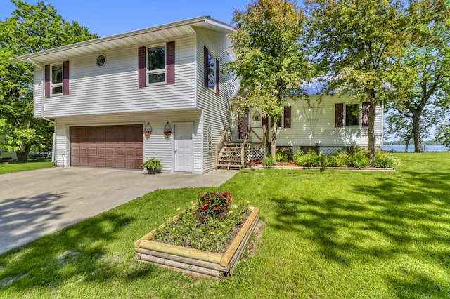 20473 Leisure Dr, Pelican Rapids, MN 56572 - view of front facade featuring a garage, driveway, and a front lawn