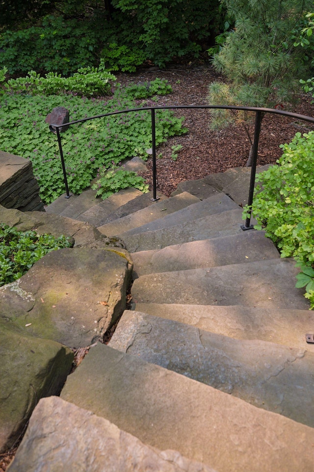 20545 Linden Rd, Deephaven, MN 55331 - view of stairway