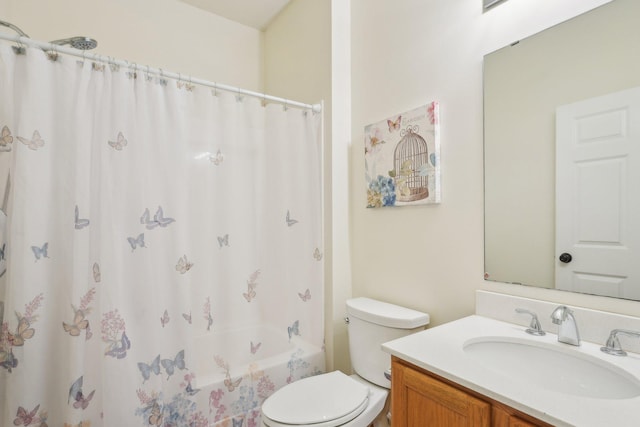 6509 154th St W, Apple Valley, MN 55124 - bathroom with vanity, toilet, and shower / tub combo with curtain