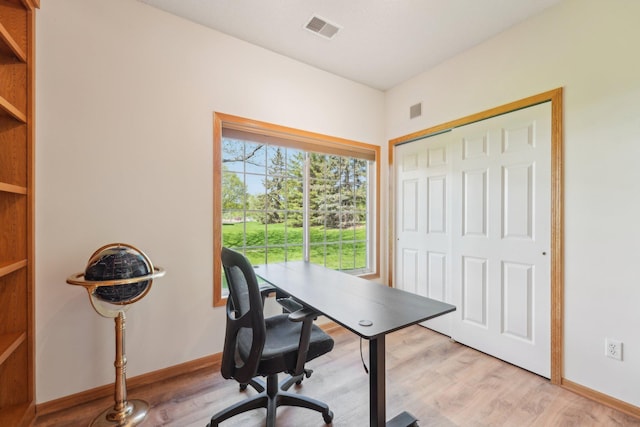 6509 154th St W, Apple Valley, MN 55124 - office space featuring light wood finished floors and baseboards