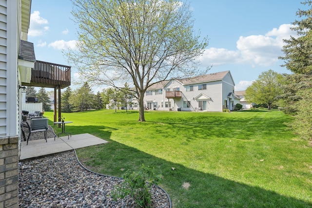 6509 154th St W, Apple Valley, MN 55124 - view of green lawn featuring a patio area and a residential view