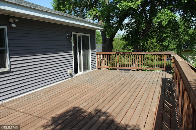 1310 Pacific St, Saint Paul, MN 55106 - view of wooden deck