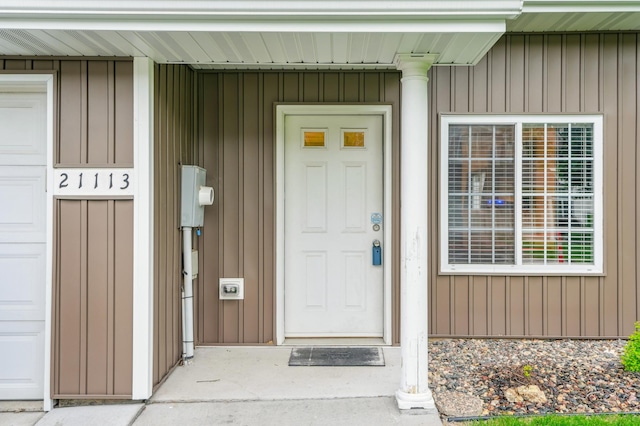 21113 Clydesdale Curv, Forest Lake, MN 55025 - entrance to property featuring board and batten siding