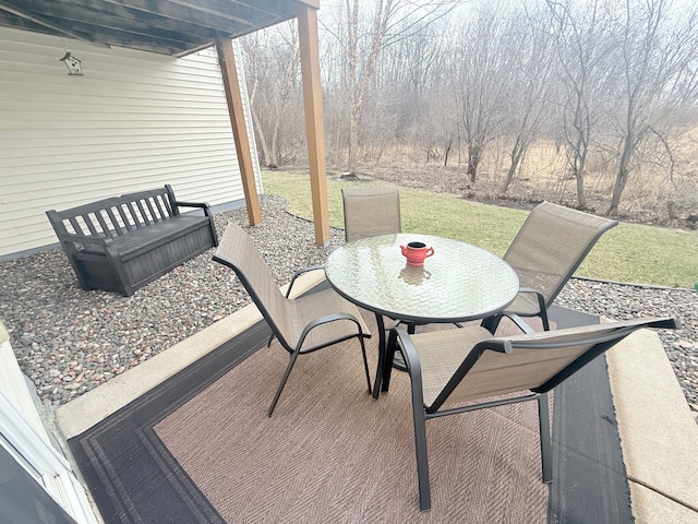 5173 Farnham Dr N, Hugo, MN 55038 - view of patio featuring outdoor dining area
