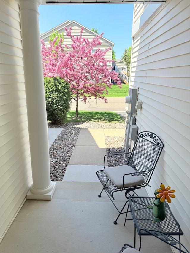 5173 Farnham Dr N, Hugo, MN 55038 - view of patio