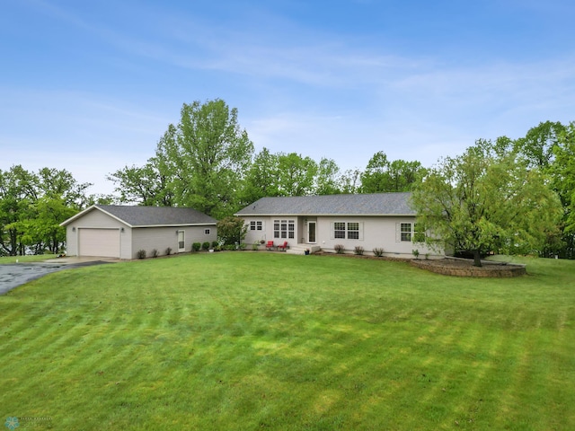 15350 Blackhawk Rd, Audubon, MN 56511 - ranch-style home featuring a front lawn and driveway