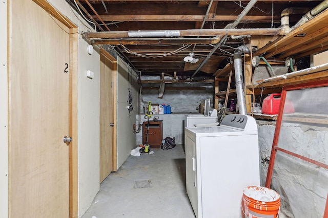3205 Grand Ave S, Minneapolis, MN 55408 - unfinished basement featuring separate washer and dryer