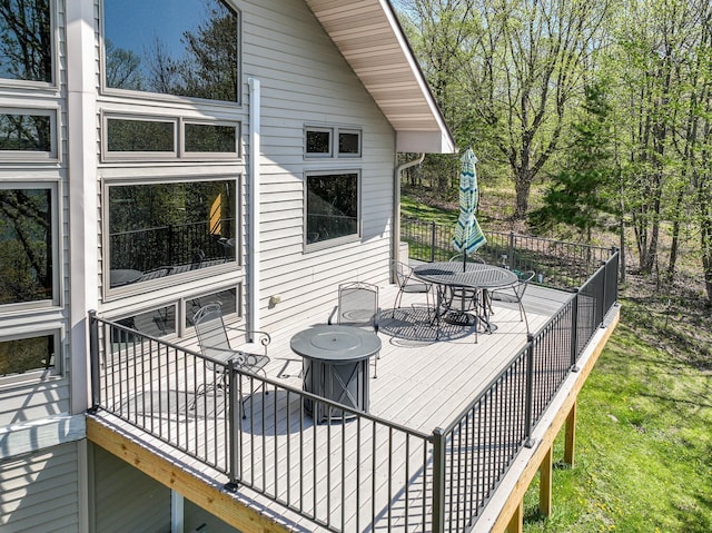 3818 Erickson Rd, Barnum, MN 55707 - deck featuring outdoor dining area