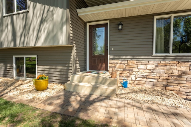 2510 Conifer Ave, Alexandria, MN 56308 - view of exterior entry featuring stone siding