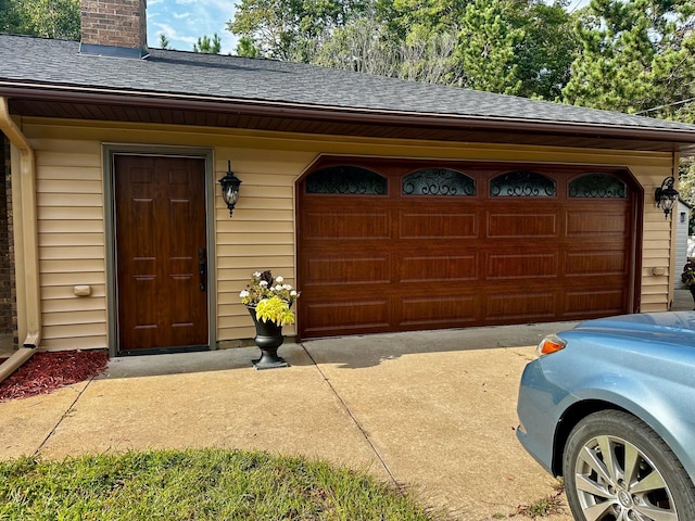 30703 Lakeview Dr, Breezy Point, MN 56472 - garage with concrete driveway