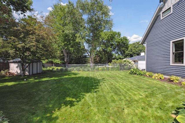 154 Babcock Ln, Wayzata, MN 55391 - view of yard