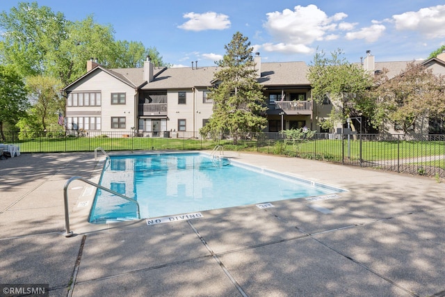 11031 Oregon Cir Unit 58, Bloomington, MN 55438 - view of community pool