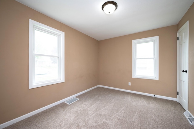 5921 Xerxes Ave S, Minneapolis, MN 55410 - unfurnished room featuring carpet and baseboards