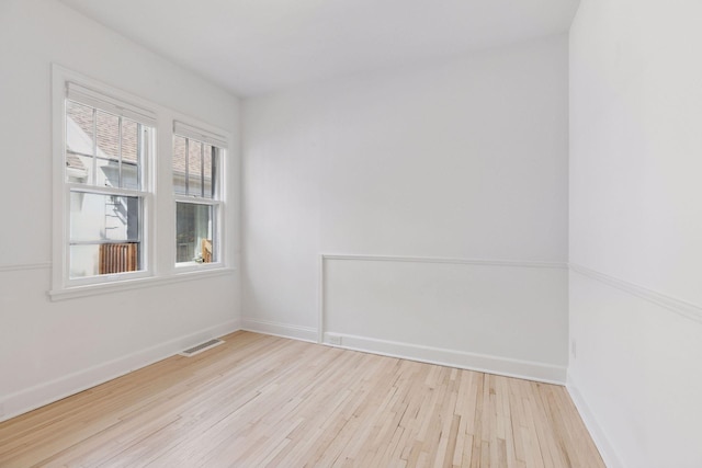 3937 Ewing Ave S, Minneapolis, MN 55410 - empty room with wood finished floors and baseboards