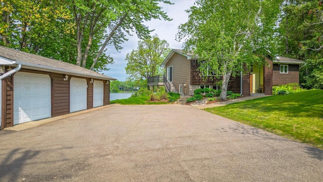 2270 Manning Trl N, Lake Elmo, MN 55042 - view of garage