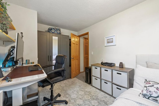 1715 Livingston Ave Unit A, West Saint Paul, MN 55118 - office with light colored carpet and a textured ceiling