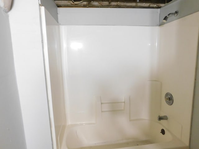 full bathroom featuring tub / shower combination