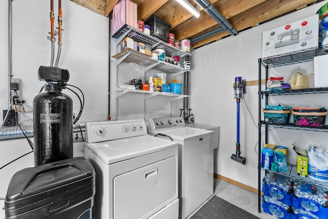 2308 Crosstown Blvd NE, Ham Lake, MN 55304 - washroom featuring washer and clothes dryer and baseboards