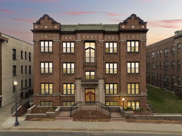 1820 1st Ave S Unit 201, Minneapolis, MN 55403 - view of building exterior