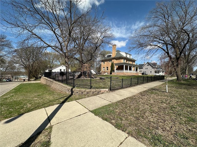215 5th St S, Montevideo, MN 56265 - view of property's community