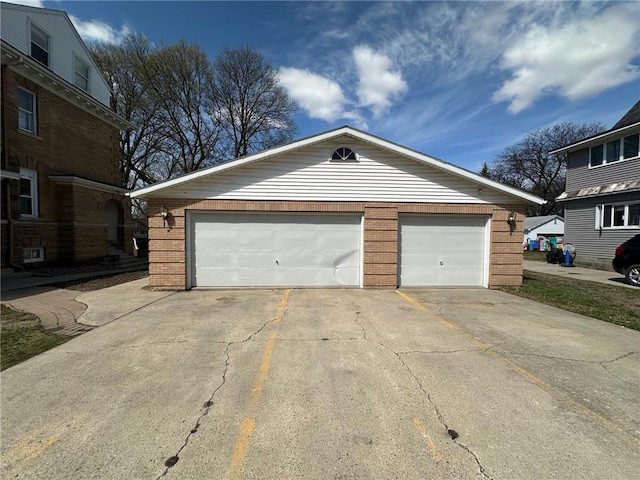 215 5th St S, Montevideo, MN 56265 - view of detached garage