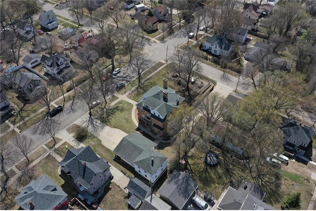215 5th St S, Montevideo, MN 56265 - aerial view of property and surrounding area with nearby suburban area