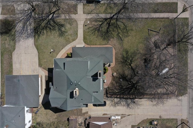 215 5th St S, Montevideo, MN 56265 - aerial view of property and surrounding area