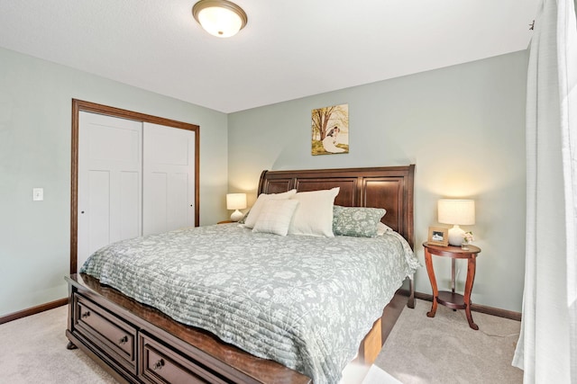 805 Cologne Ln, Waverly, MN 55390 - bedroom featuring light carpet, baseboards, and a closet