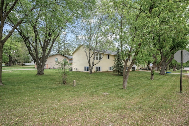 1002 8th Ave N, Princeton, MN 55371 - view of green lawn