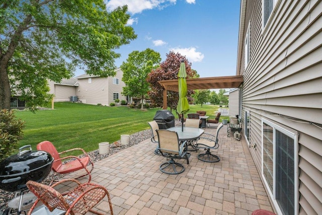 11419 17th St NE, Saint Michael, MN 55376 - view of patio / terrace with outdoor dining space